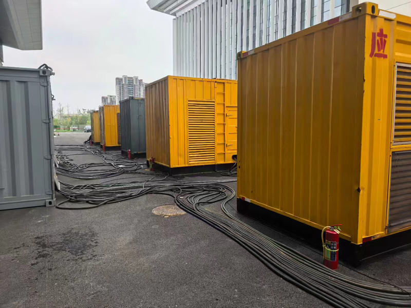 毕节柴油发电机组冬季保养有哪些注意事项?